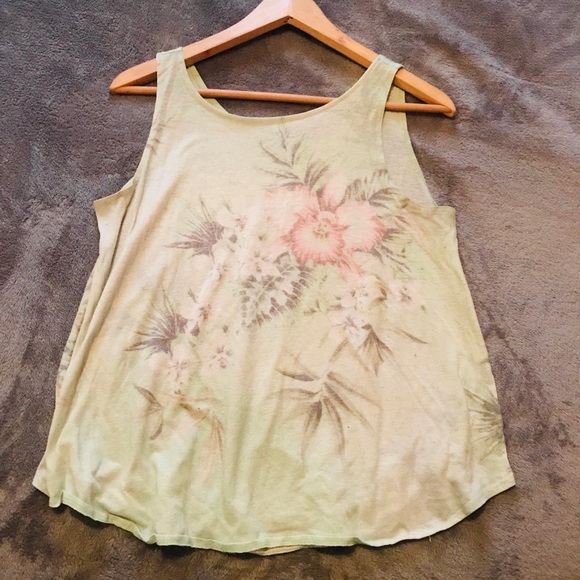 Floral tank top - Picture 1 of 2